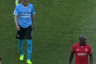 Chính thức: Tiền đạo Cameroon Rooney Iva gia nhập Meizhou Hakka